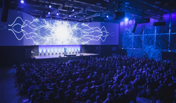 sala concordia con schermo