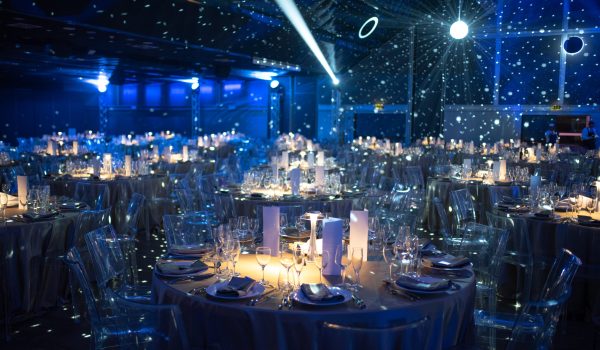 allestimento sala per cena di gala